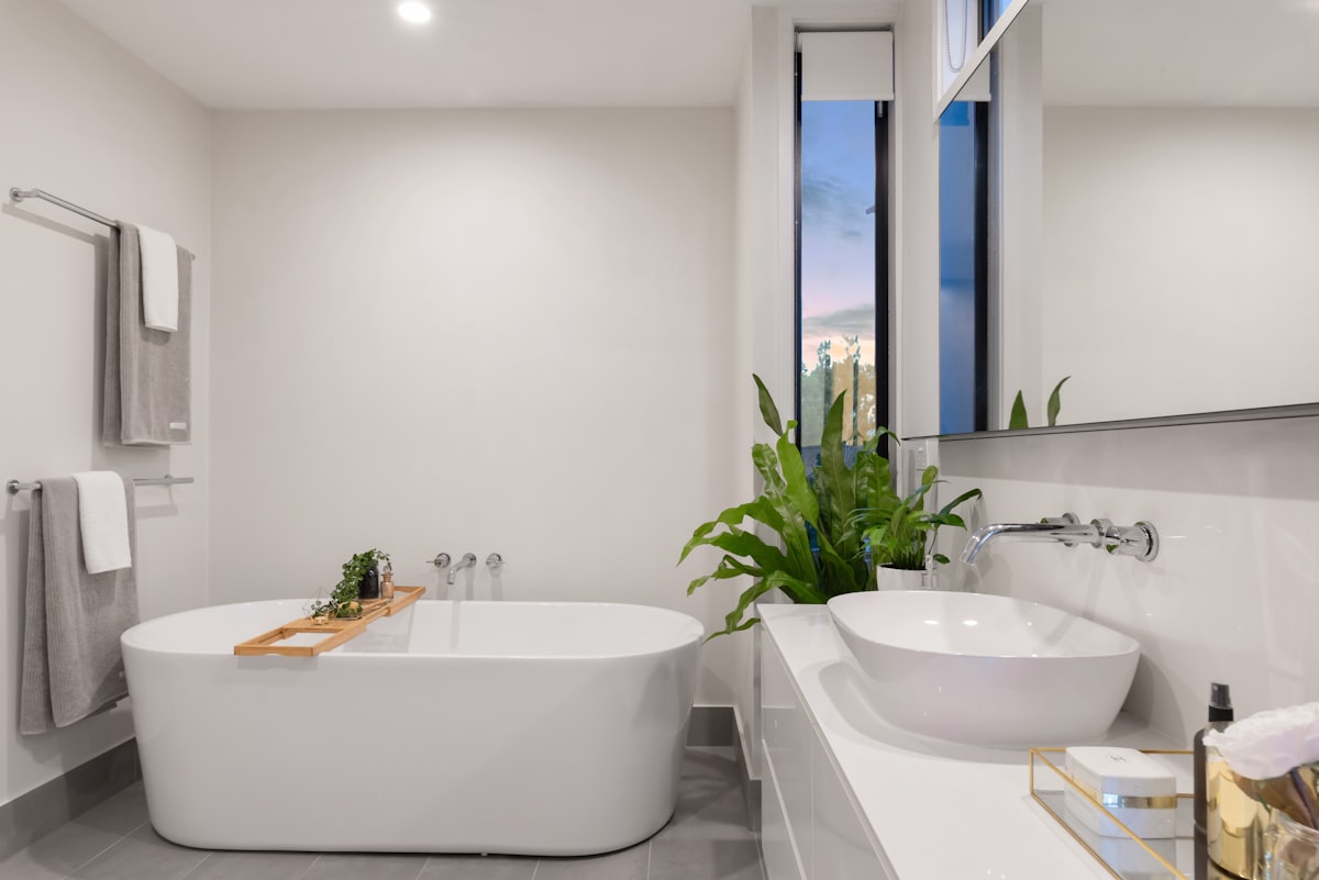 Glass shower cubicle bathroom design
